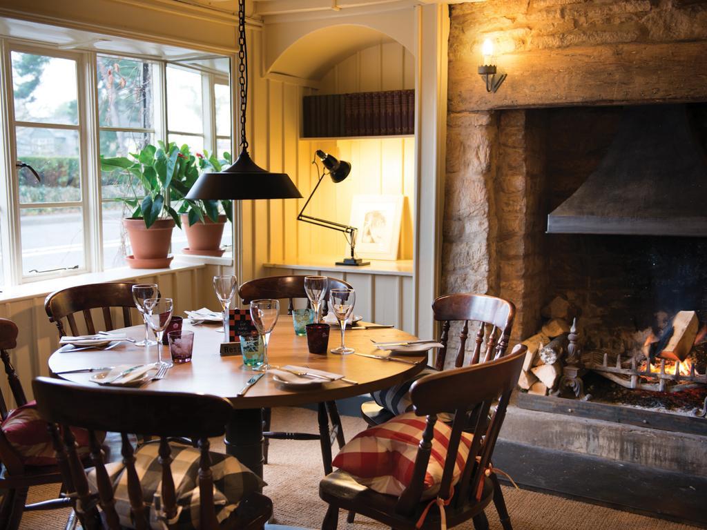The Red Lion Inn Long Compton Exterior foto